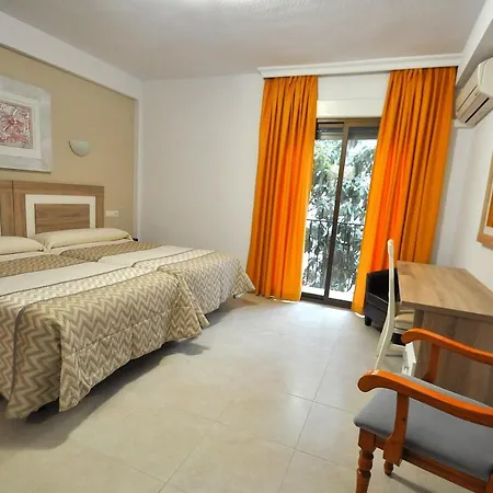 Goya Otel *